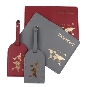 Set copripassaporto e etichetta valigia, ecopelle design mappa del mondo, grigio e rosso.