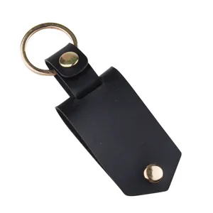 Zwarte lederen DIY sublimatie blanco sleutelhanger accessoire met metalen ring en drukknoppen