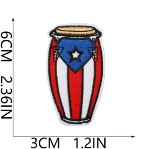 Puerto Rico Trommel Form bestickter Patch Detail mit genauen Maßen und Größenangaben.