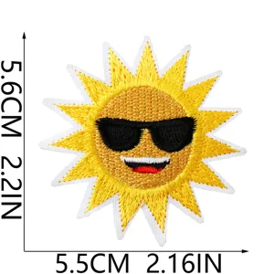 Bestickter Sonnen-Aufnäher mit Sonnenbrille, DIY Kleidung Reparatur Applike, 5.5x5.6cm.