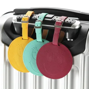 Étiquette à Bagages Ronde Visage Souriant en Cuir PU Étiquette d'Identification de Voyage avec Sangle Réglable pour Sacs et Valises