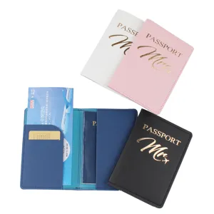 Set copripassaporto in pelle PU per coppie con custodia organizer per documenti d'oro