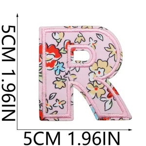 Toppa ricamata lettera R con fiori rosa, distintivo in tessuto per vestiti e borse 5cm