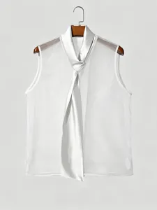 Heren wit doorschijnend mesh mouwloos topje met een elegante satijnen sjaalkraag