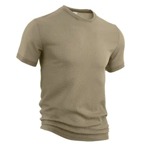Herren khaki Kurzarm T-Shirt mit Waffelstruktur und atmungsaktivem Eisseide-Stoff für den Sommer.