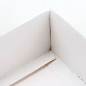 White gift box interior detail 3-piece set packaging box durable premium card board display