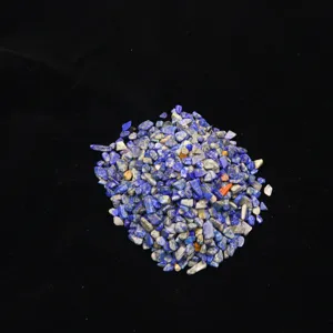Pierres concassées de lapis-lazuli bleu naturel pour la création de bijoux en cristal