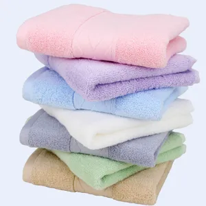 Soft pure cotton face towel set with diamond pattern, highly absorbent and skin-friendly.