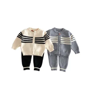 Conjunto de cárdigan de punto para bebé, suéter con cremallera y pantalón, a rayas.