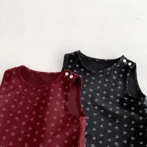 Grazioso gilet senza maniche floreale per bambina top comodo per neonati e bambini piccoli