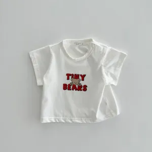 T-shirt neonato in cotone a manica corta con stampa lettere carina e bottoni sulla spalla.
