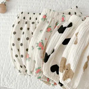 Leuke baby katoenen pofbroek zomergeprinte schattige peuter bloeiers korte broek