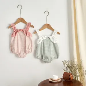 Kleinkind Sommer Baby Strampler stilvoll gestreift Rüschen Träger Dreieck Anzug Babykleidung