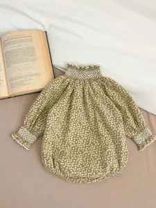 Infant baby girl floral long sleeve romper with smocked lace collar, cute spring crawler.