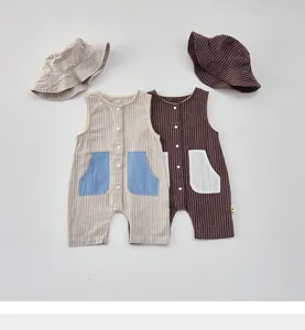 Lindo conjunto de mameluco y sombrero a rayas para bebé, ropa cómoda de algodón para infantes.