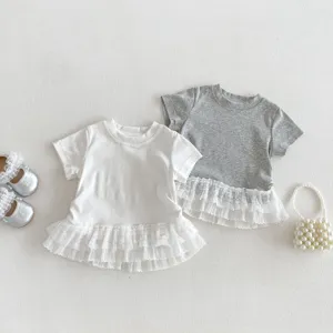T-shirt à manches courtes pour bébé fille avec ourlet en dentelle, haut d'été mignon.