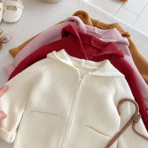 Paidiaki plekti zaketa me koukoula cheimona zesti plevsi cheimerini top new autumn winter
