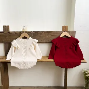 Delizioso body neonata in maglia con volant, tutina manica lunga autunno inverno per bimbe.