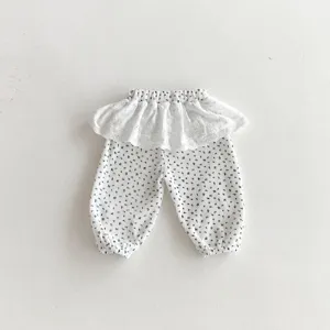 Details of baby girls floral print ruffle bloomers pants, cute cotton infant bottom wear.