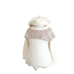 Joli Ensemble de Combinaison Tricotée pour Bébé Fille avec Motif Creux et Béret