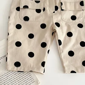 Kleinkind Baby Baumwolle Pünktchen Shorts Detail, beige schwarzer Punkt Kinder Freizeithose