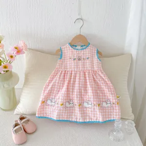 Sommer Baby Mädchen rosa kariert ärmellos Kleid mit süß Hase Stickerei, dünn und atmungsaktiv.