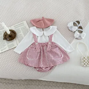 Cute baby girl autumn outfit set long sleeve romper suspender skirt with beret and shoes.