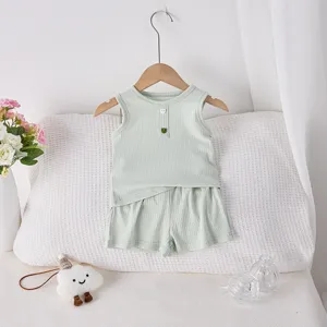 Completo estate bambina neonata due pezzi top a costine senza maniche e pantaloncini verdi