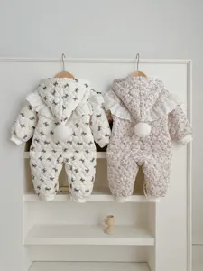 Mameluco de invierno cálido para bebé, lindo romper acolchado con lazo, estilo princesa.