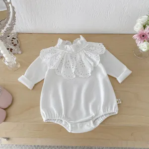 Infantry baby white long sleeve romper with cute lace doll collar, soft cotton crawler clothes.