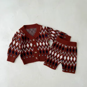 Conjunto de jersey de punto argyle retro para bebé niña cárdigan y pantalones cortos