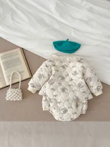 Winter Korean style baby girl floral quilted two-piece set detail view, warm and cozy.