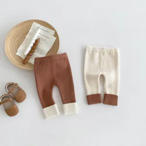 Leggings in maglia a costole per neonati con risvolto a contrasto, dettaglio pantaloni invernali