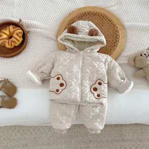 Baby winter verdikte gevoerde katoenen jas set met schattige berenoren en leuke zakken.