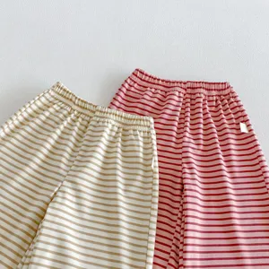 Details zu gestreiften Kinder-Hose, bequeme legere Freizeithose mit elastischem Bund.