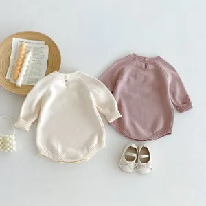 Joli ensemble barboteuse tricot bébé fille, body manches longues doux vêtements nouveau-né.