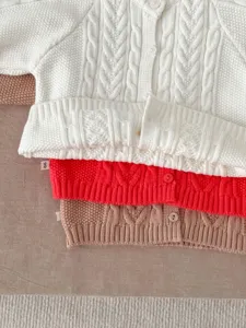 Baby kabelvestje schattige peuter trui jas herfst warme gebreide bovenkleding details