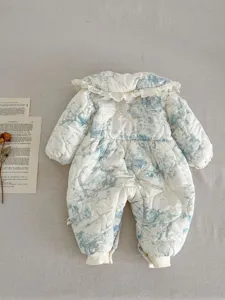 Thickened baby girl winter romper with vintage floral print and delicate lace collar details.