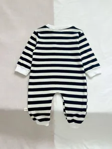 Bebé a rayas acanalado manga larga romper vista detallada, cómodo body de algodón para infante.