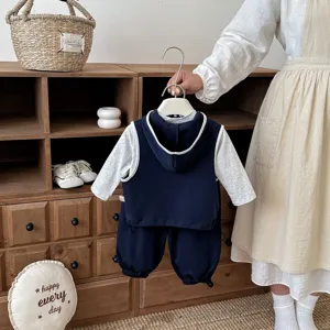 Kleinkind Kinder Kapuzenweste 3-teiliges Set, süße Frühlings-Herbst Freizeitkleidung Jungen.