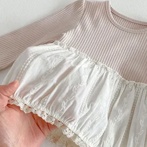 Top à manches longues pour petite fille printemps col rond en tricot côtelé ourlet en dentelle