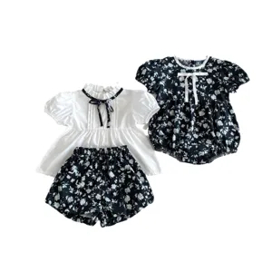 Süßes Kleinkind Baby Mädchen Sommer Outfit Set blumige Kurzarm Bluse Shorts Strampler.