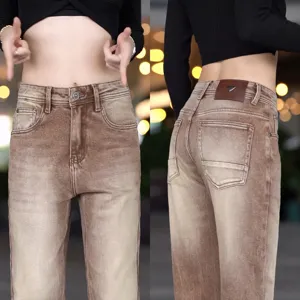 Pantalones vaqueros ajustados marrones lavados retro tiro alto estilo vintage principal.