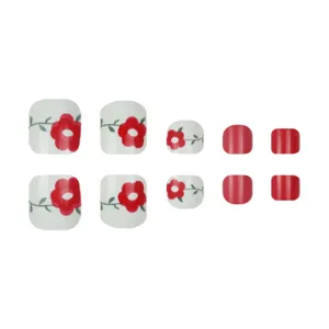 Draagbare neppe teennagels met schattige rode bloemenprint en effen kleur voor nailart.