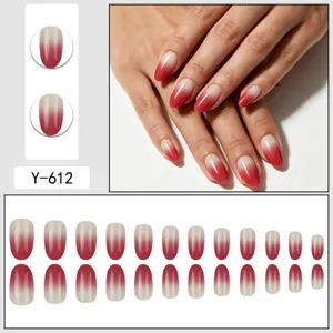 Short round press-on nails red ombre gradient fake nail set 24 pieces reusable manicure