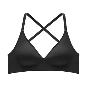 Soutien-gorge push-up sans armatures et sans coutures avec bretelles croisées en noir classique.