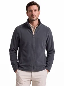 Detailaufnahme einer dunkelgrauen Fleece-Jacke mit Stehkragen und hochwertigem Material.
