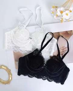 Französisches sexy Spitzen-BH-Set, sommerliche bequeme Unterwäsche mit feinen Blumen.