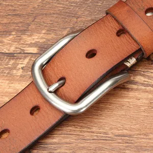 Vintage genuine leather belt for men with retro metal pin buckle and casual jeans design.