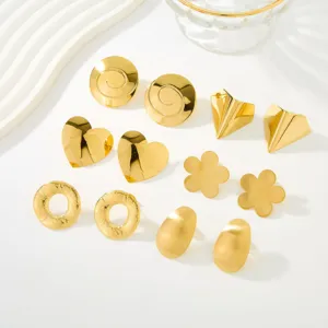 Pendientes de Botón de Flor de Acero Inoxidable Cepillado Elegantes para Mujer Chapados en Oro 18K Corazón Geométrico Redondo Ovalado